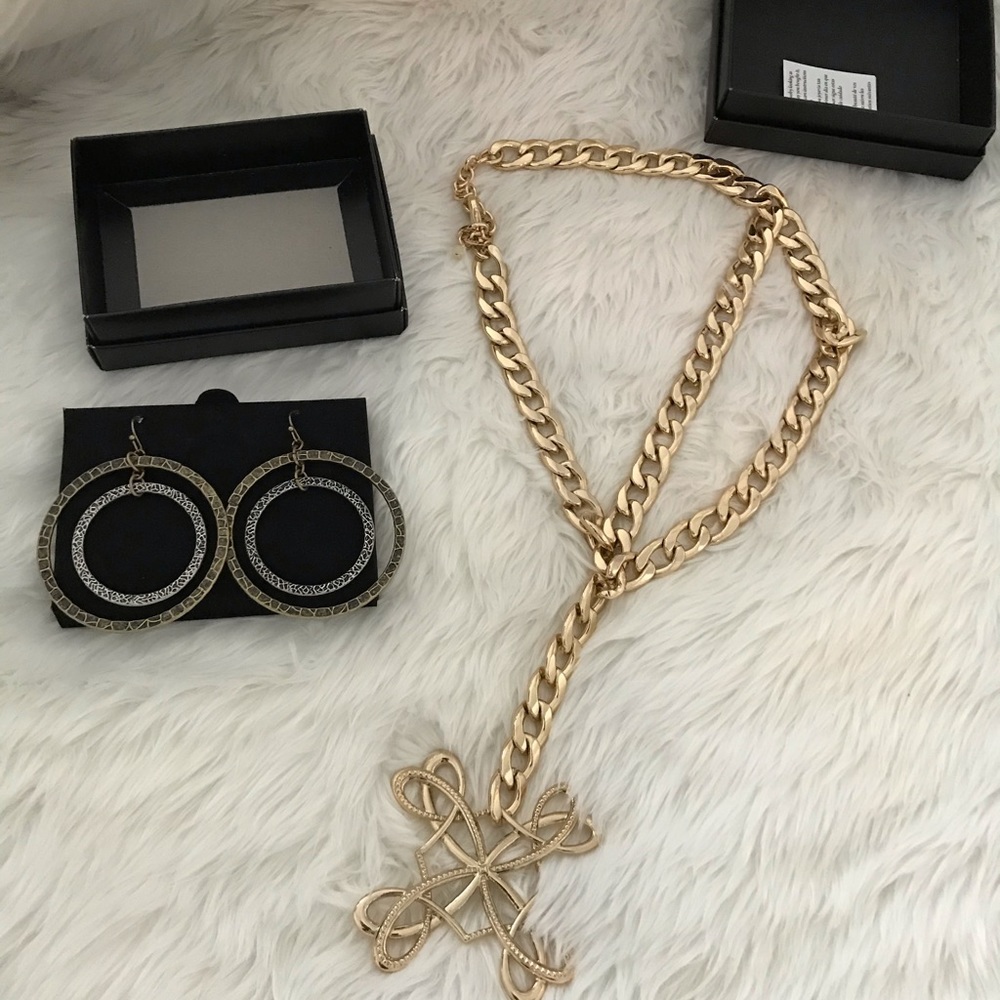 Vintage Avon Bundle  Hoop Earrings & Pendant Necklace NWT